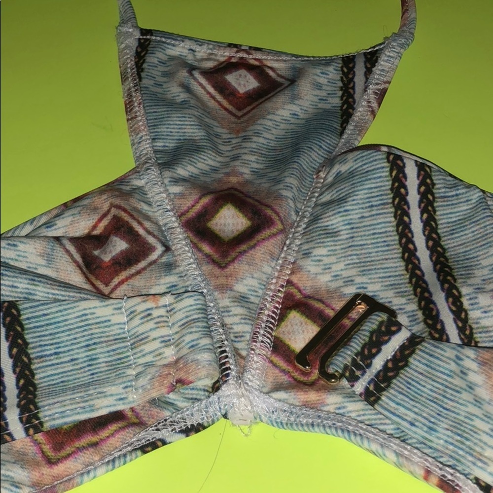 Beach Riot Bikini Top - Picture 6 of 7